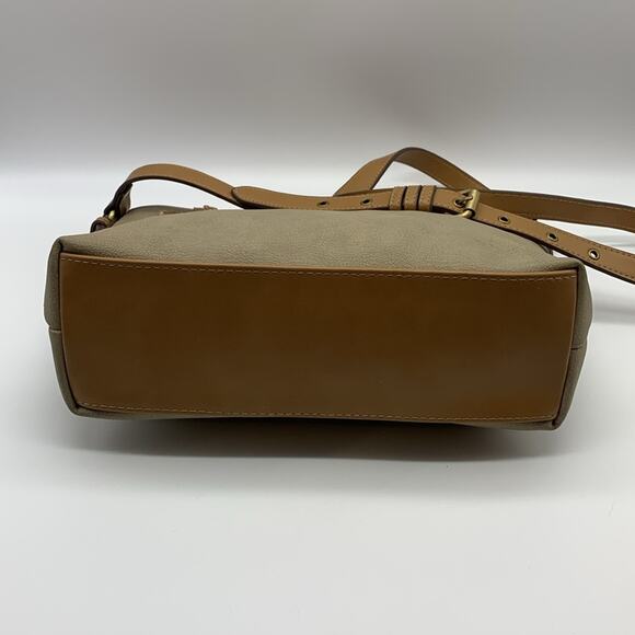 Elle & Jae Gypset Floral Detail Crossbody Purse Bag Brass Ring Handle Tan Beige - Picture 8 of 16